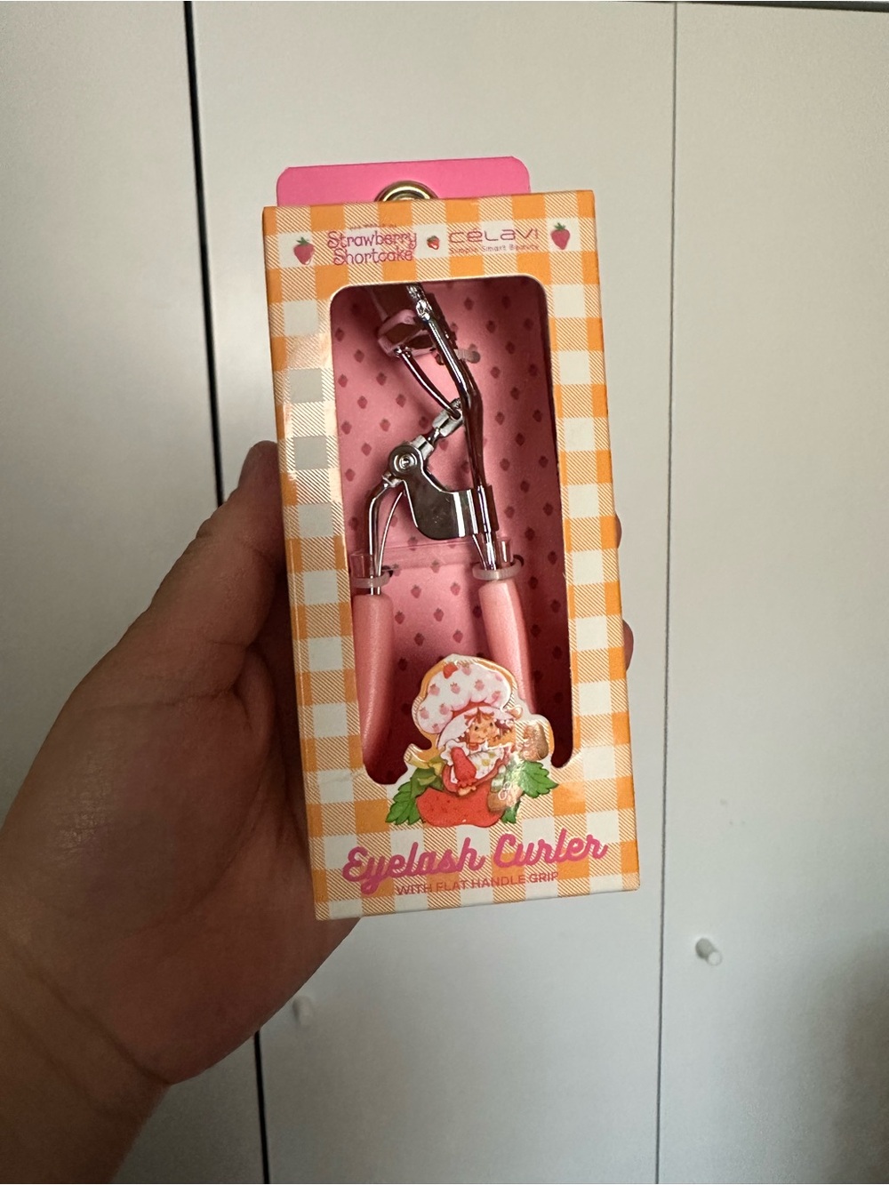 Strawberry Shortcake Pink Eyelash Curler - Cute Pink Handle